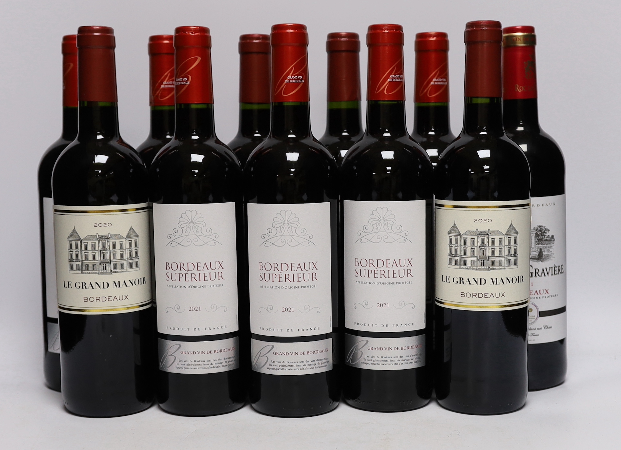 Sixteen bottles of wine including Terrasse de Naudinot 2017 and Le Grand Manoir Bordeaux 2020